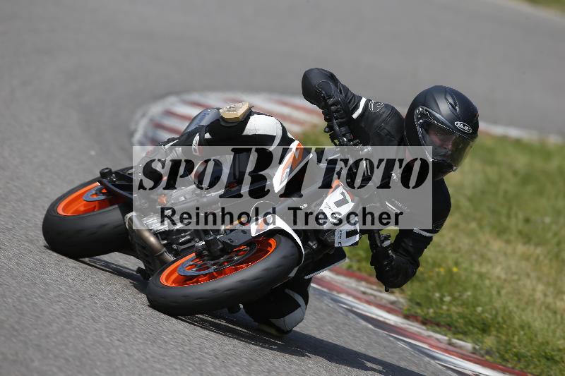Archiv-2023/24 23.05.2023 Speer Racing ADR/Freies Fahren rot und gelb/11